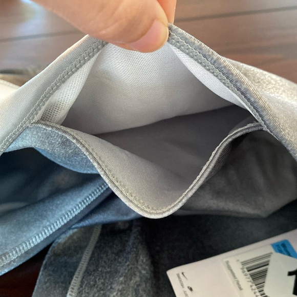 NWT - Nike Women's One High-Waist Full-Length Leggings. Size Medium. - Picture 14 of 14